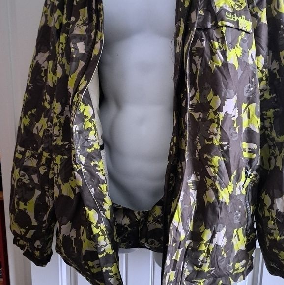 Quiksilver MISSION snowboard ski jacket coat Mens LG camo look brown green faces - Picture 3 of 13